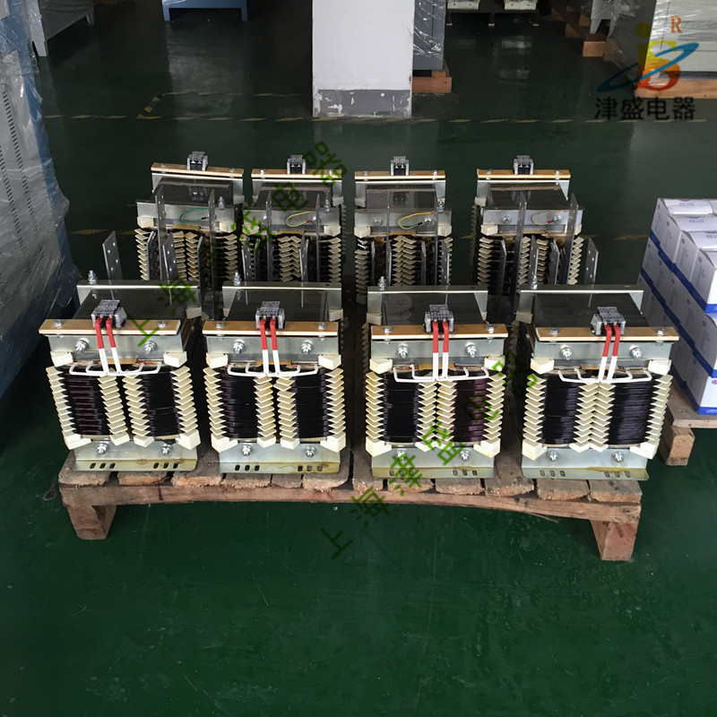 廠家直銷低電壓大電流變壓器